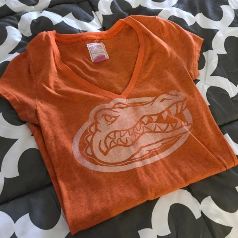 Victoria Secret Pink UF Florida Gators shirt